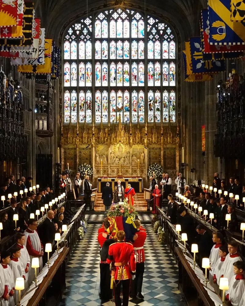 Care este cauza morții Reginei Elisabeta a II-a conform certificatului de deces? Iată ce scrie pe documentul publicat de autoritățile britanice!