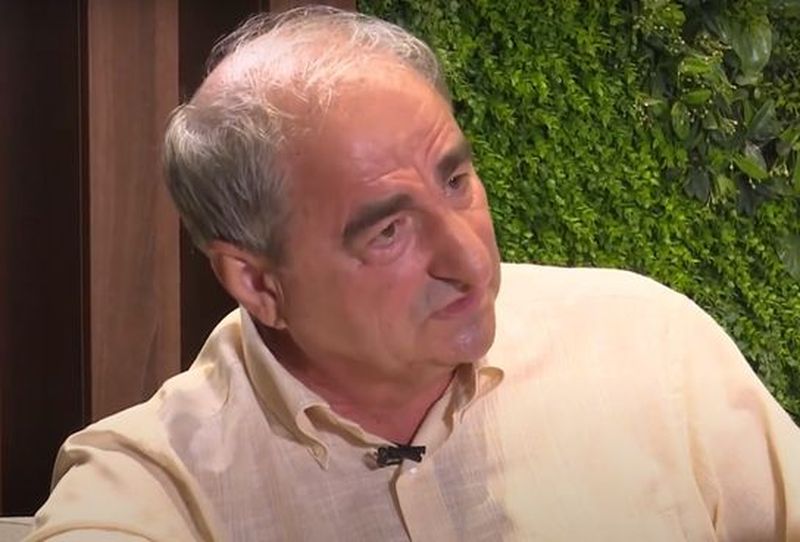 Ultima persoană care a reușit să poarte o ultimă conversație cu Alexandrul Arșinel, înainte de a ajunge pe mâinile medicilor