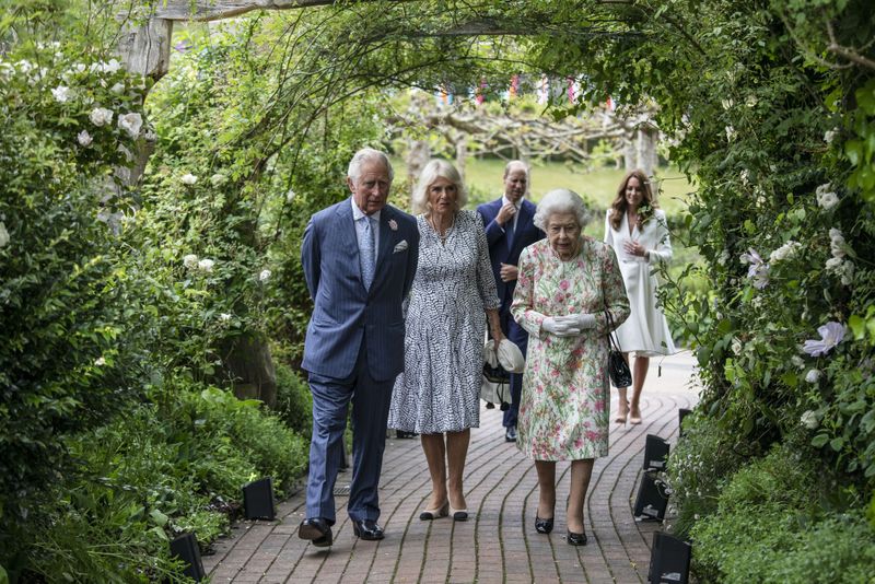 Prințul Harry nu o suportă pe regina consoartă, Camilla. Vezi care este motivului conflictului dintre Ducele de Sussex și soția tatălui său!