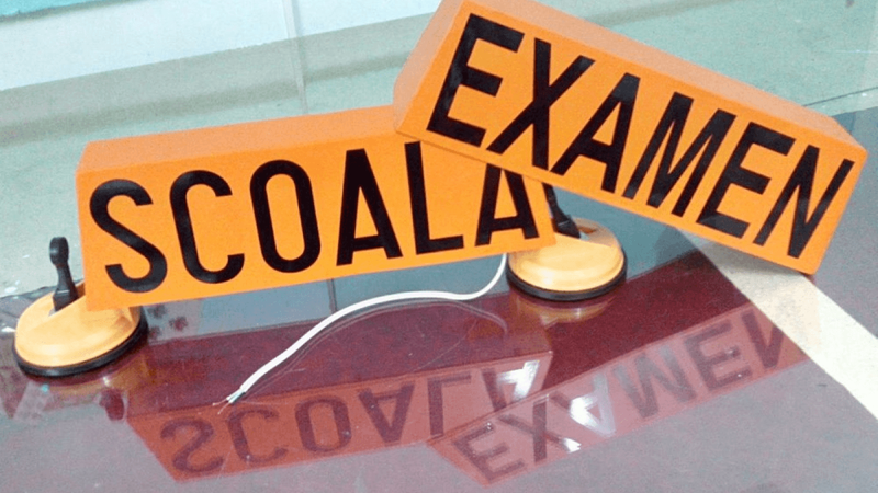 Bancul zilei de marți, 4 octombrie 2022: Trei candidați dau examenul de conducere la școala de șoferi