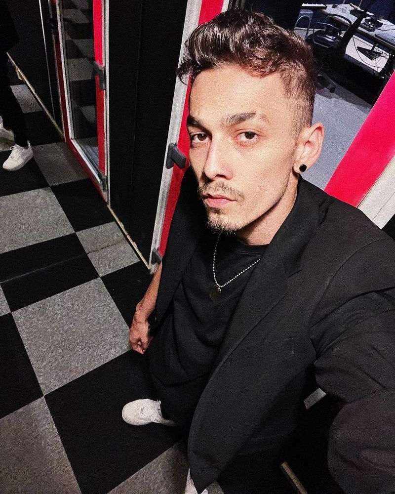 Juno vorbește despre drumul pe care la parcurs pentru a tinge succesul. Vezi ce perioadă de cotitură i-a schimbat viața artistului 