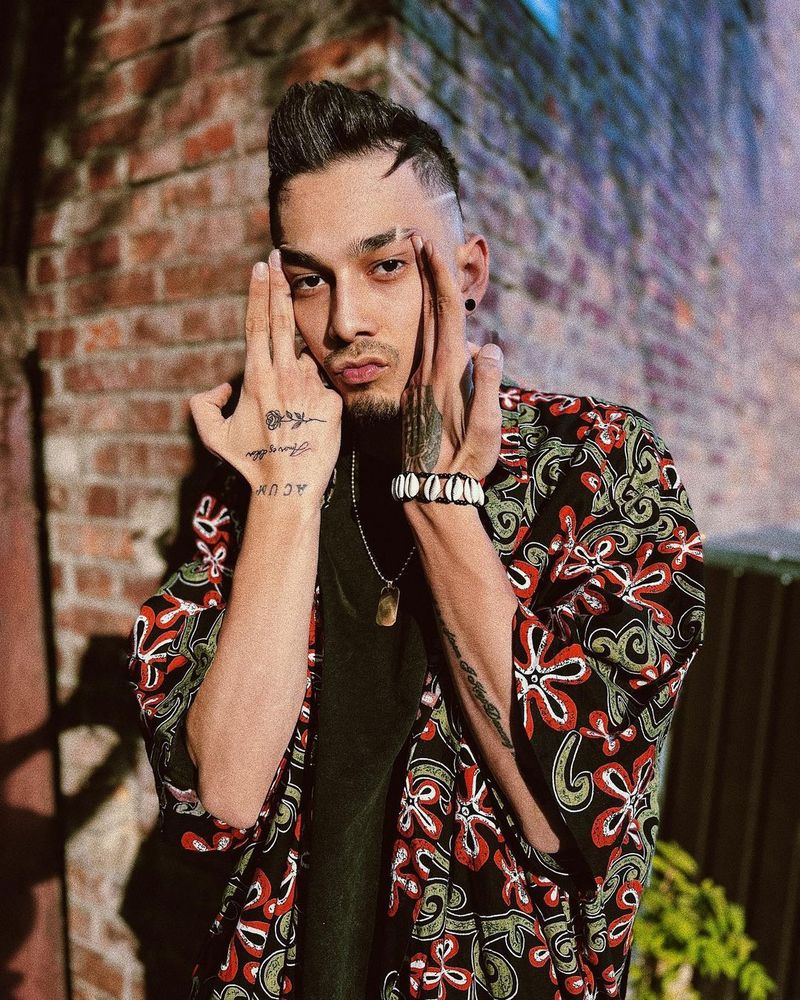 Juno vorbește despre drumul pe care la parcurs pentru a tinge succesul. Vezi ce perioadă de cotitură i-a schimbat viața artistului 