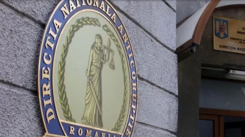 Dimineața Nebună: Inspector de la Antifraudă Fiscală, trimis &icirc;n judecată pentru trafic de influență! A primit 100.000 de euro - AUDIO