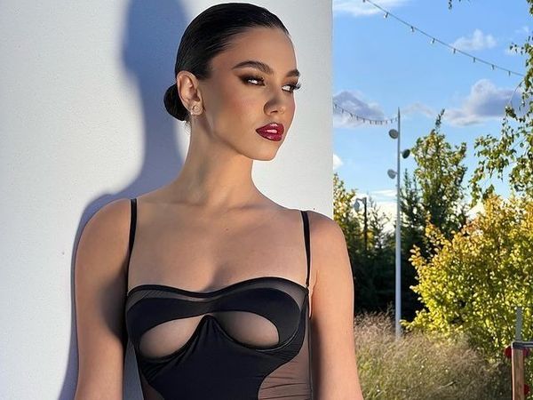 VIDEOCLIP: MIRA x Uzzi - 16 Ani