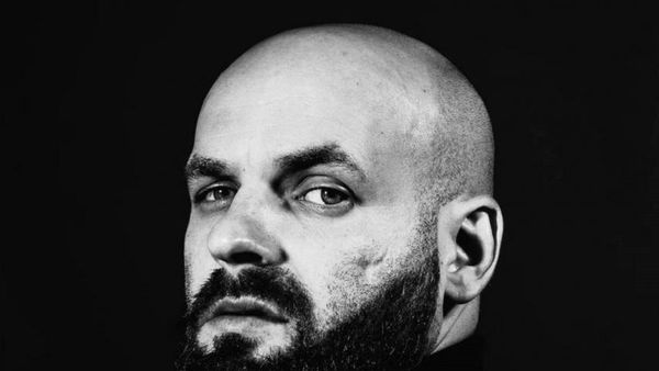 Nosfe a murit la 37 de ani! Soția sa l-a găsit în sufragerie