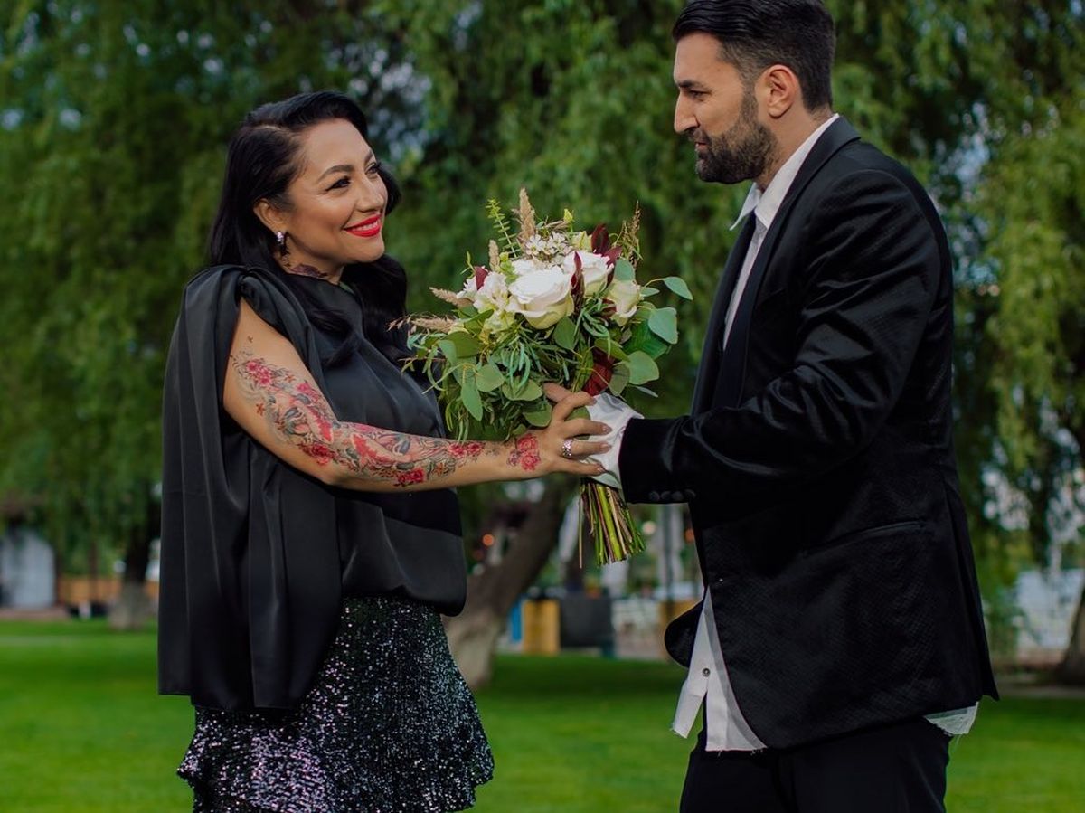 Colaborare-eveniment în industria muzicală românească! Andra are un salon de tatuaje și Smiley este designer vestimentar  