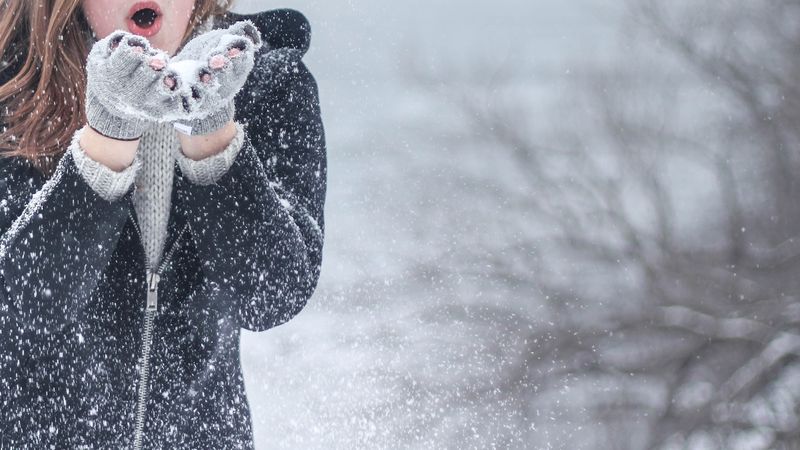 C&acirc;nd vine iarna &icirc;n Rom&acirc;nia? Prognoza meteo pentru sezonul rece 2022 - 2023