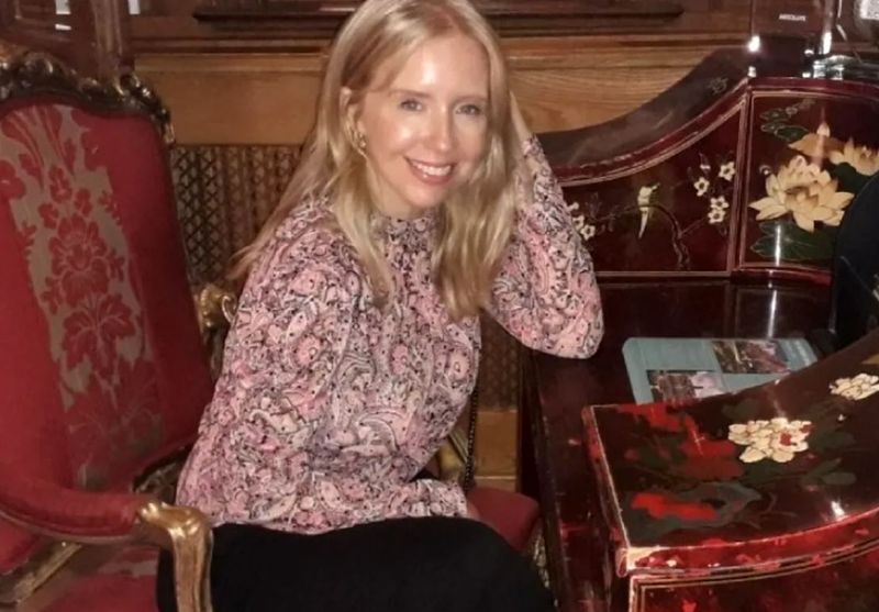 O femeie nu s-a dezbrăcat niciodată în fața soțului ei