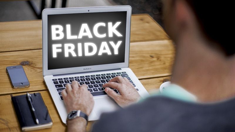 Black Friday 2022: Ce trebuie să faci pentru a prinde cele mai mari reduceri?