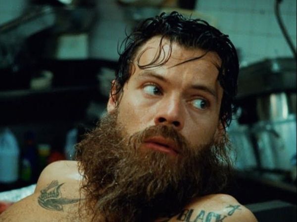VIDEOCLIP: Harry Styles - Music For a Sushi Restaurant