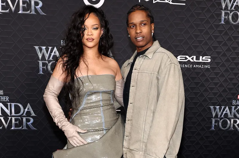 Cum a început povestea de dragoste dintre Rihanna și A$AP Rocky? Vezi aici cum s-au îndrăgostit cei doi cântăreți!