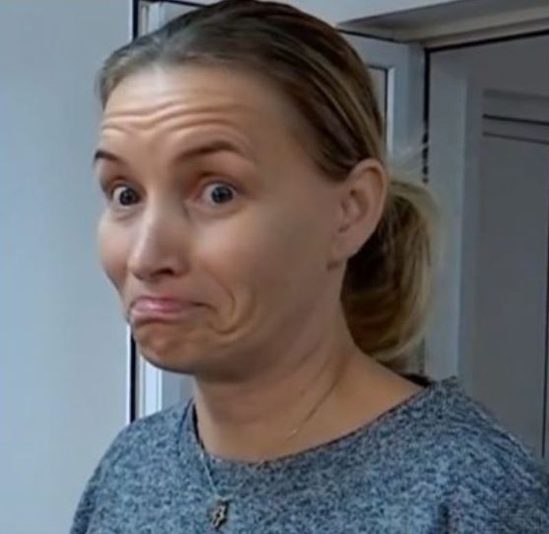 Primăriță preoteasă, acuzată că a pierdut banii de ajutoare la păcănele.