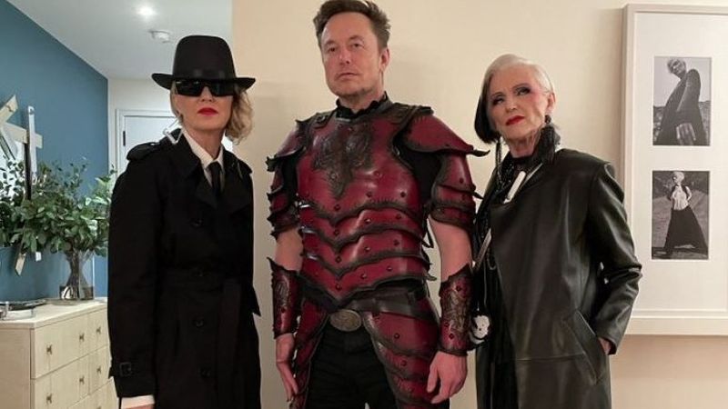 Unde a fost Elon Musk, de fapt, la petrecerea de Halloween?!