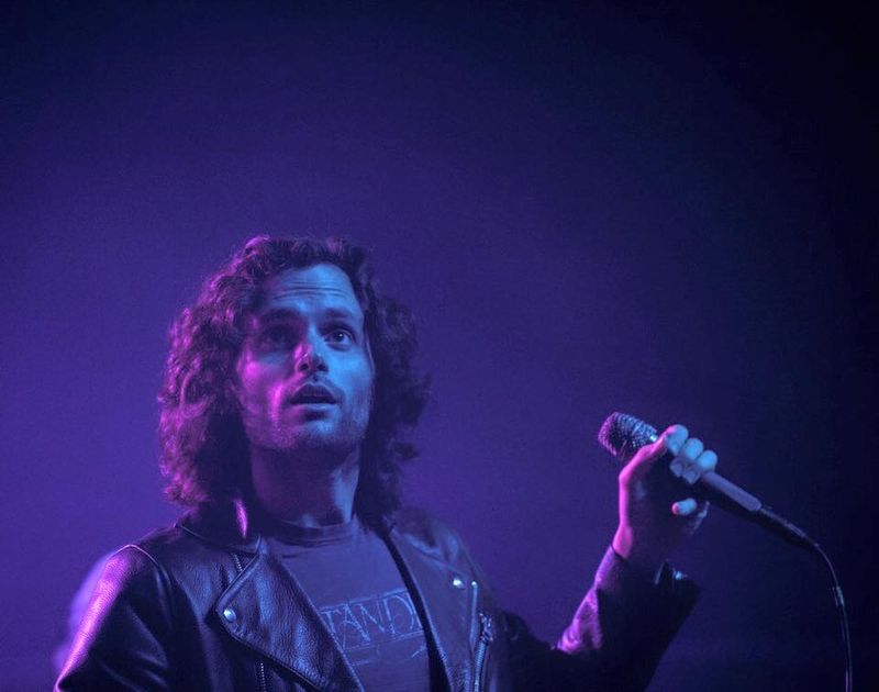 Sărbătoritul zilei de astăzi: Penn Badgley împlinește 36 de ani pe 1 noiembrie 2022