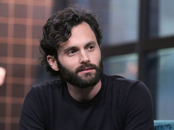 Sărbătoritul zilei de astăzi: Penn Badgley, actorul din &rdquo;You&rdquo;, &icirc;mplinește 36 de ani