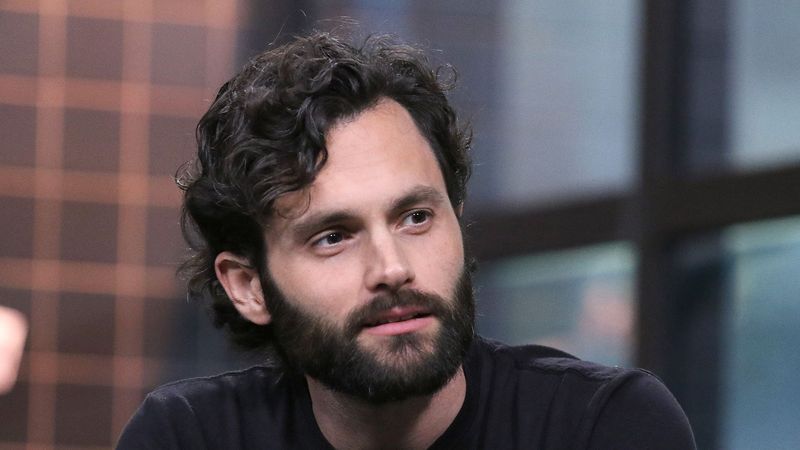 Sărbătoritul zilei de astăzi: Penn Badgley, actorul din &rdquo;You&rdquo;, &icirc;mplinește 36 de ani