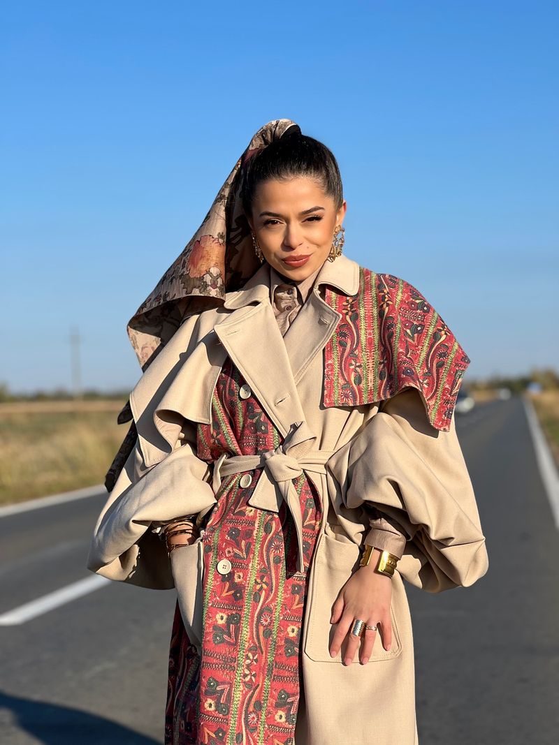 Eugenia Nicolae și Paula Hriscu lansează „Ciocârlia”, a doua piesă a trilogiei dedicate  marii interprete Maria Lătărețu