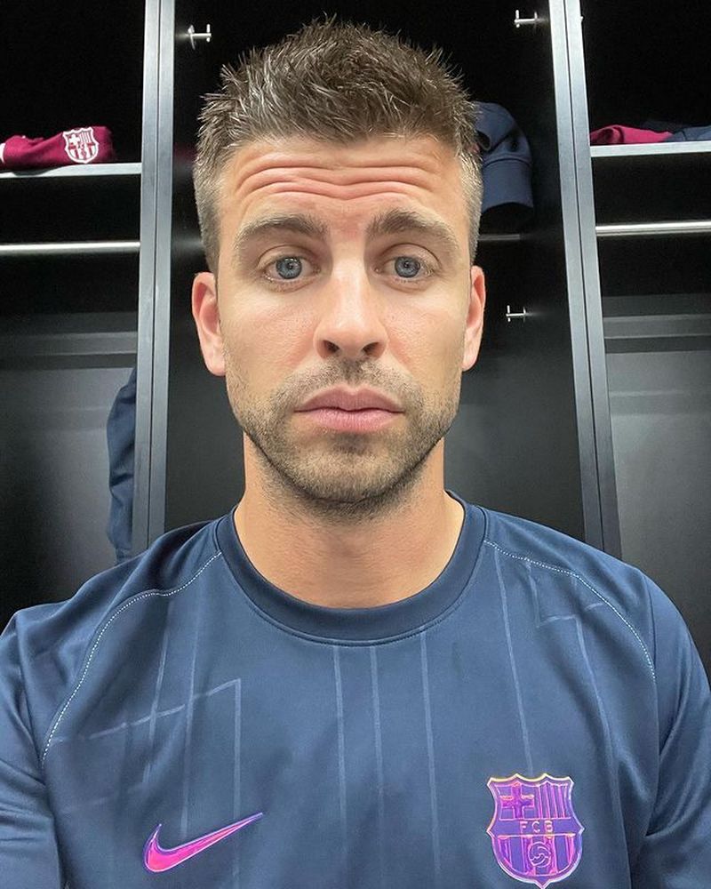 Gerard Pique se retrage din fotbal.