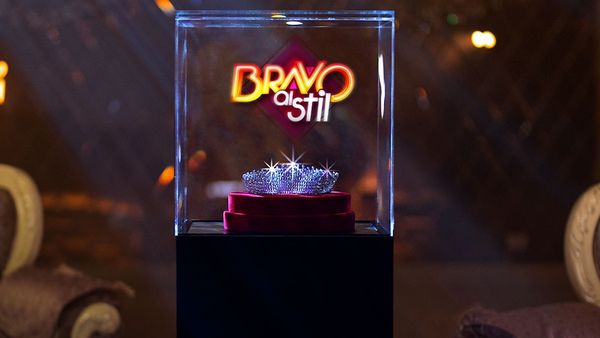 Un nou sezon “Bravo, ai stil!” va pune în lumina reflectoarelor noi concurente, încă necunoscute publicului larg, dar gata să cucerească podiumul!