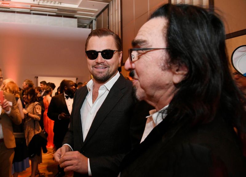 Leonardo DiCaprio a împlinit 48 de ani! Actorul își sărbătorește ziua de naștere alături de cele mai cunoscute vedete de la Hollywood