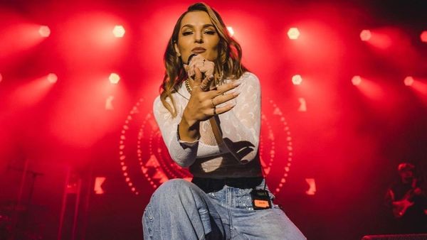 Minelli vorbește despre cum s-a schimbat viața ei de când a devenit mamă: „Trebuie să recunosc că uneori îmi este un pic greu”