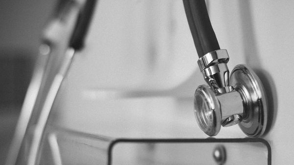 Dimineața Nebună: Șoarece filmat într-un salon de Pediatrie la un spital din Sălaj. Autoritățile au deschis o anchetă - AUDIO