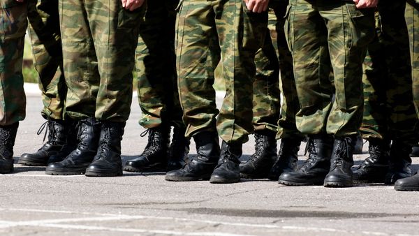 Parada militară de 1 decembrie. La ce oră începe?