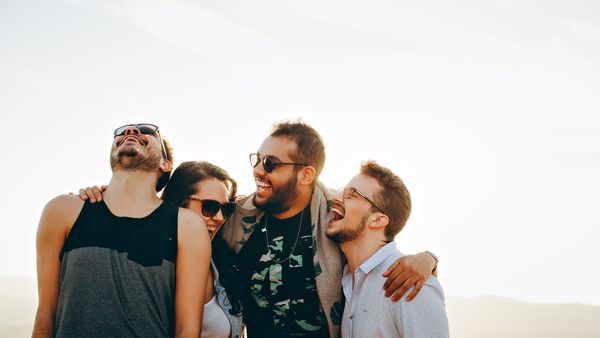 Ce nume se sărbătoresc pe 30 noiembrie?