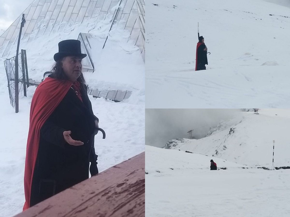 turist deghizat în Dracula