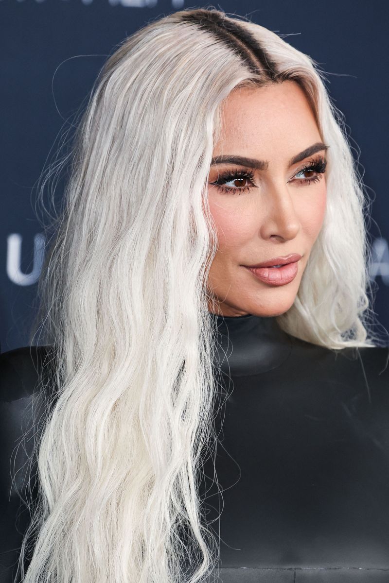 Kim Kardashian și Kanye West finalizează divorțul la aproape 2 ani după despărțire! Ce sumă trebuie să plătească Kanye West lunar