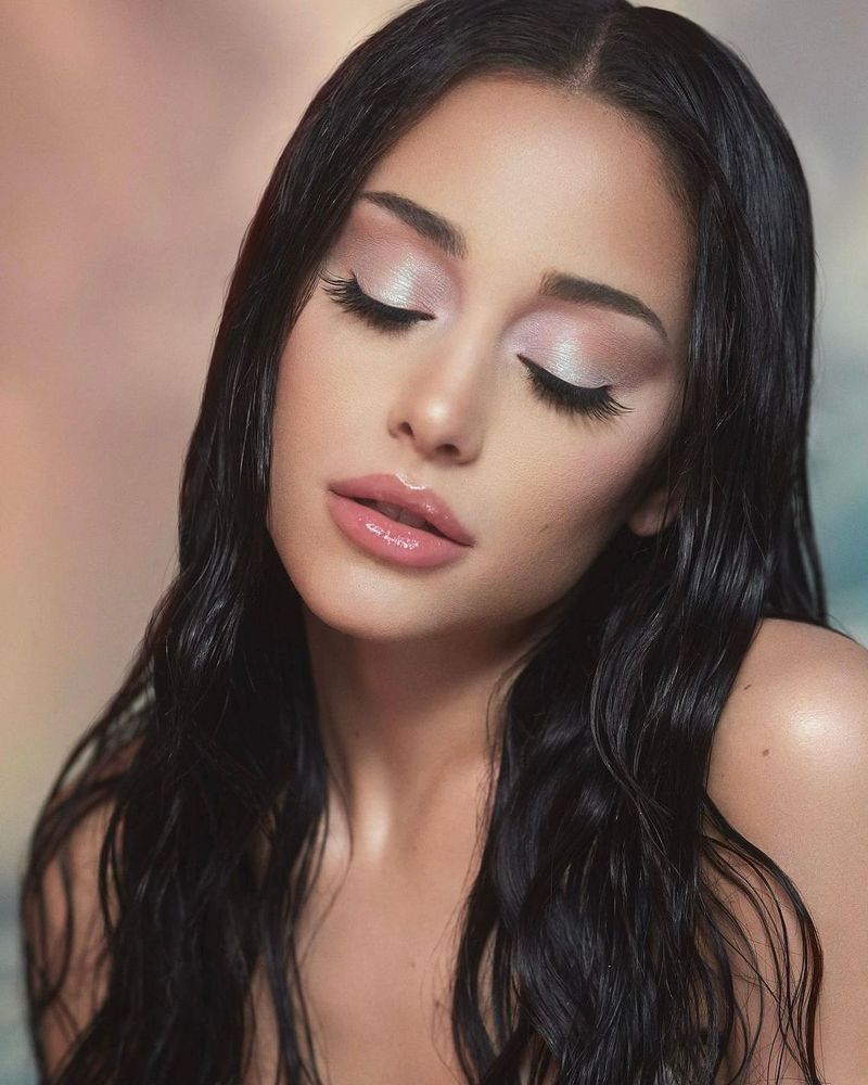 Ariana Grande, fotografie rară alături de soțul ei, Dalton Gomez. Cei doi s-au căsătorit în secret anul trecut