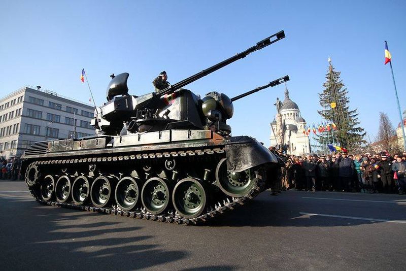 Parada de 1 Decembrie de la Cluj-Napoca va cuprinde 250 de militari și 40 de mijloace tehnice. Iată programul evenimentelor!