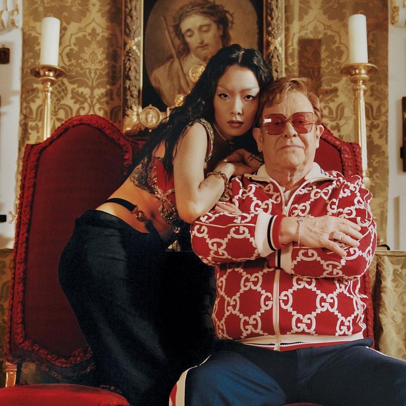 Elton John va susţine ultimul său concert în Marea Britanie la Glastonbury în 2023! Cântărețul va urca pe scenă pentru ultima dată pentru fanii britanici