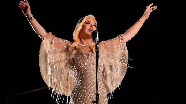 Loredana a lansat piesa &rdquo;It's Magic&rdquo;