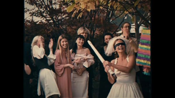 THE MOTANS X IRINA RIMES - Gata De Zbor