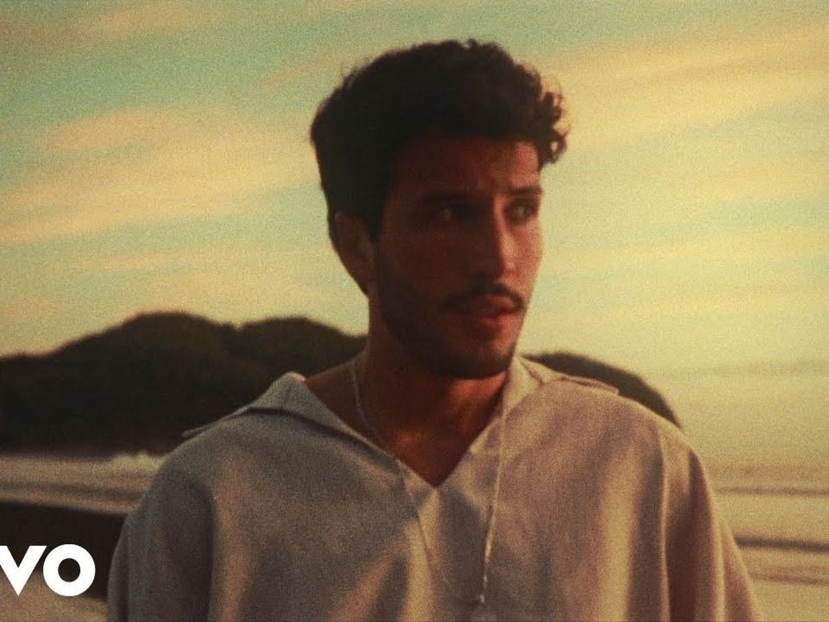  Sebasti&aacute;n Yatra - B&aacute;sicamente