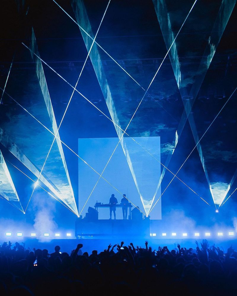 S-au anunțat primii artiști care vor cânta la Electric Castle în 2023! Iggy Pop va veni pentru prima dată în România