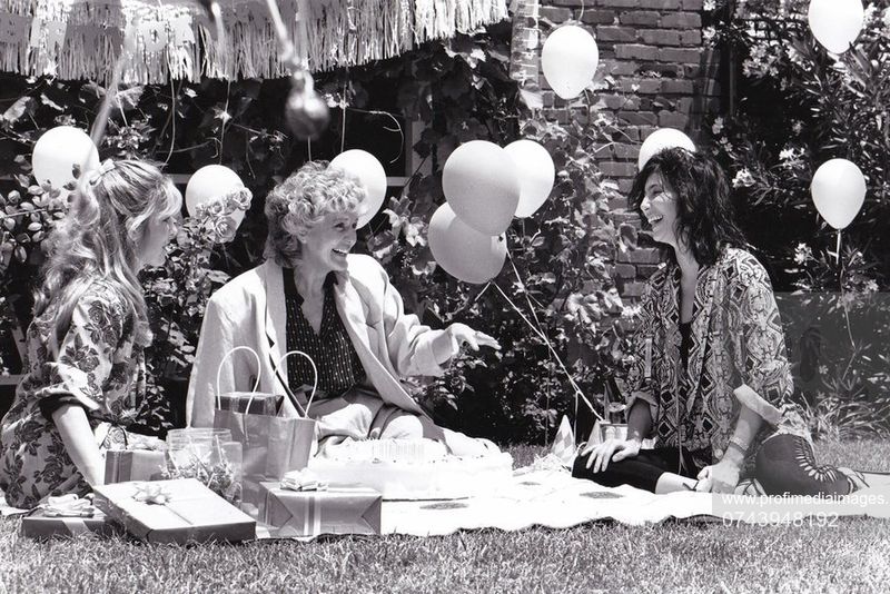 Cântăreața Cher și-a pierdut mama. Mesajul trist postat de artistă în mediul online