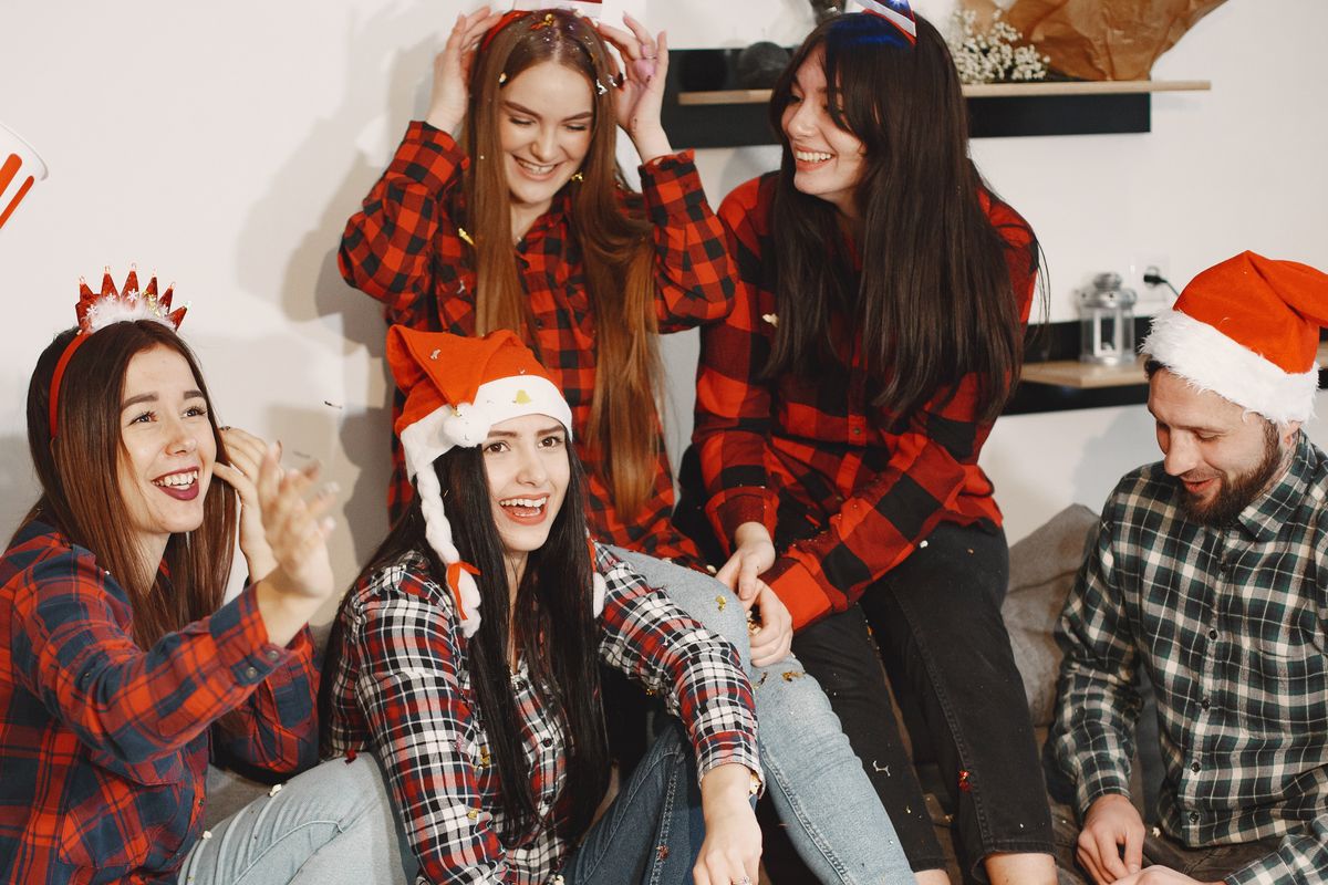 13 decembrie 2022. Ziua tricourilor de Crăciun