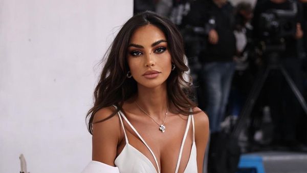 Mădălina Ghenea, momente de panică. Actrița a fost jefuită &icirc;ntr-un aeroport din Roma