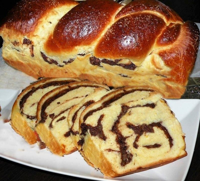 Românii pot să cumpere cozonac în rate