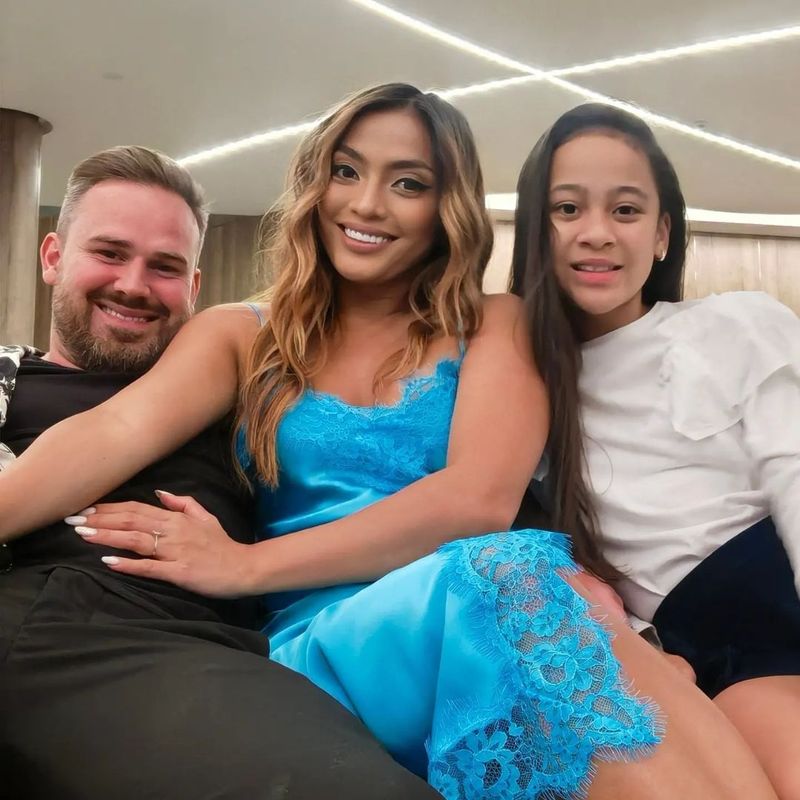 Bella Santiago face dezvăluiri despre relația pe care o are cu soacra ei: „Avantajul meu este că nu sunt româncă sută la sută”