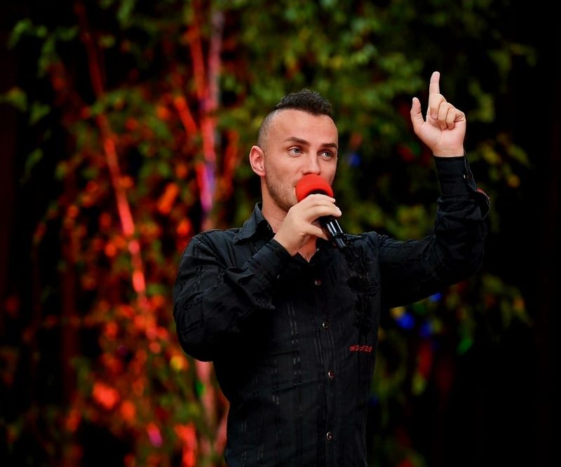 Mihai Trăistariu ar renunța la burlăcie pentru o soție robot: „Să fim amândoi roboți, și să trăim veșnic”