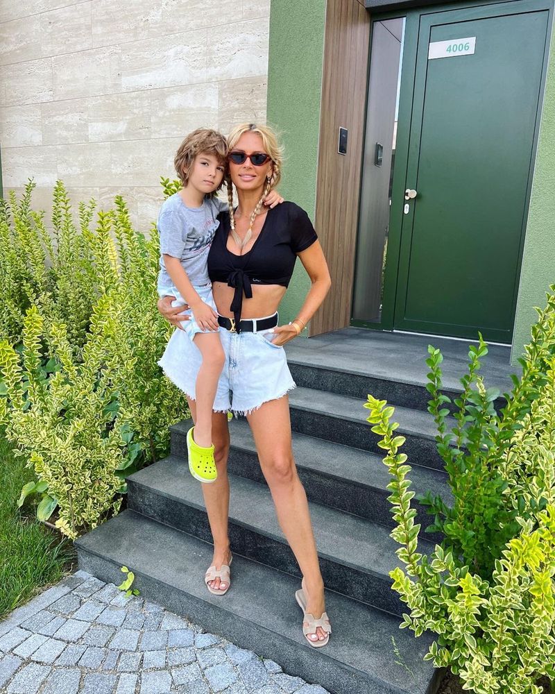 Planurile de sărbători ale Andreei Bănică au fost date peste cap. Cu ce se confruntă familia vedetei în acest moment?