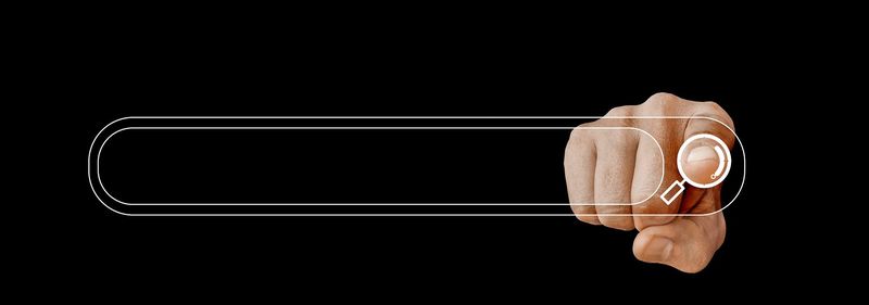 Dimineața Nebună. Cele mai bizare căutări pe e-MAG în 2022: „cumpăr capre” sau „chiloți cu picior”, doar două dintre exemple