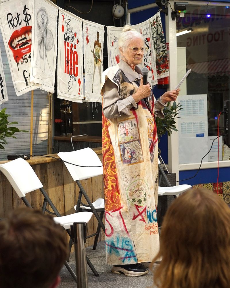 Vivienne Westwood a murit. Creatoarea de modă s-a stins din viață la 81 de ani