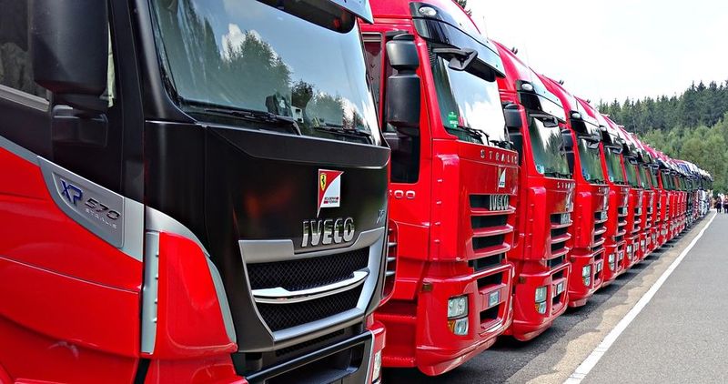 Se schimbă vârsta pentru obținerea permisului de conducere