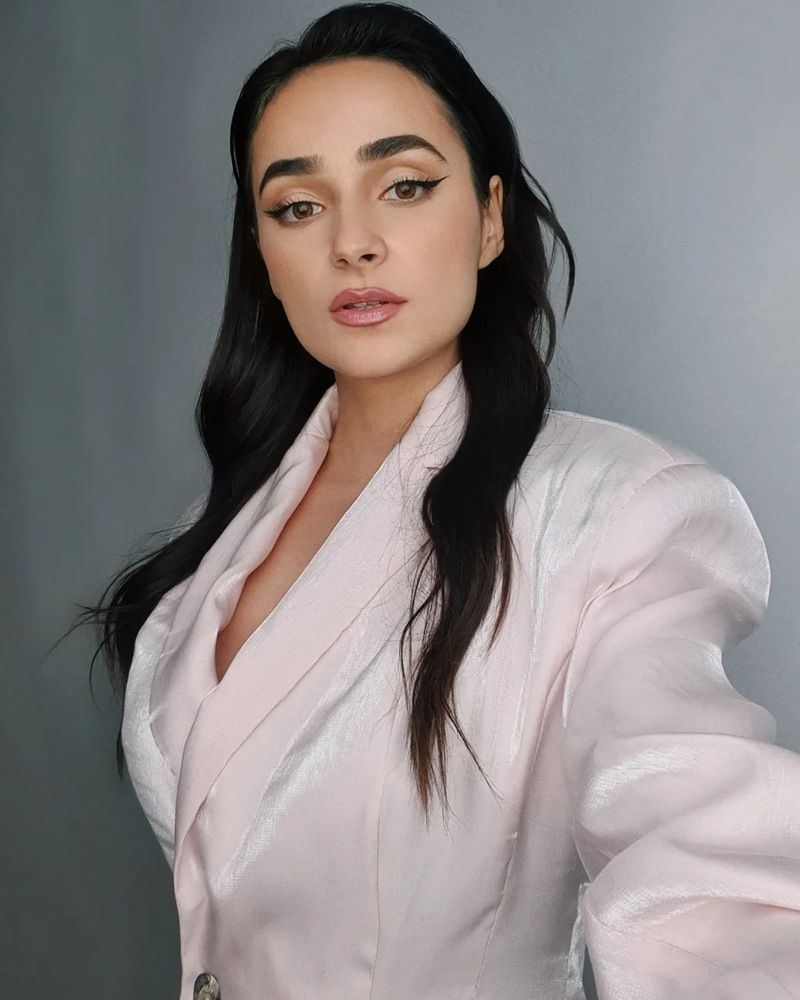 Eneli, de la compozitoare, la artist în lumina reflectoarelor. Iată povestea cântăreței: „Mă inspiră foarte mult oamenii din jurul meu