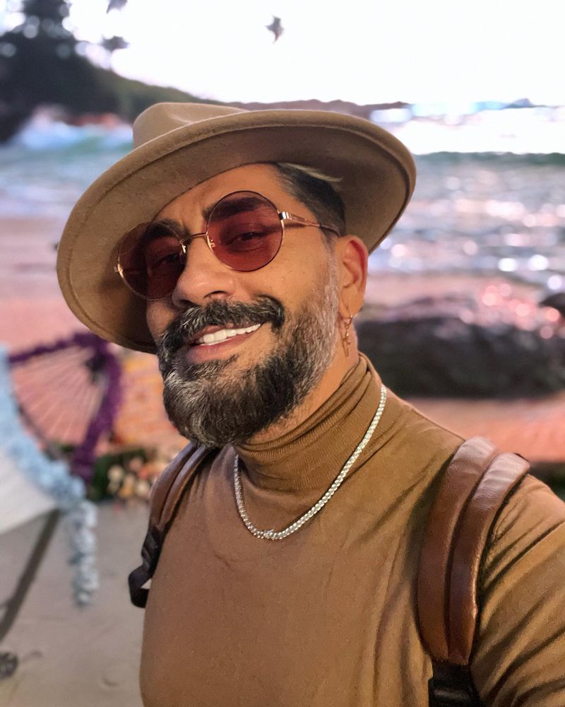 Cum s-a vindecat Connect-R cu ajutorul credinței? Iată ce mesaj a transmis artistul: „Tot ce vei aduce în viața ta va pleca cu siguranță”