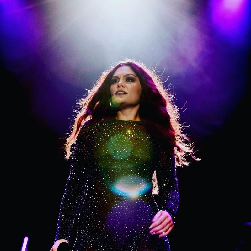 Jessie J este însărcinată.